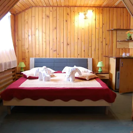Bucegi Portile Regatului Hotel 2*