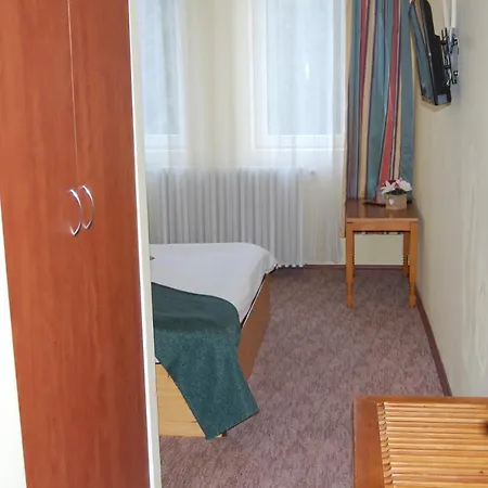 ホテル Bucegi Portile Regatului