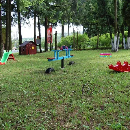 Bucegi Portile Regatului ホテル 2*